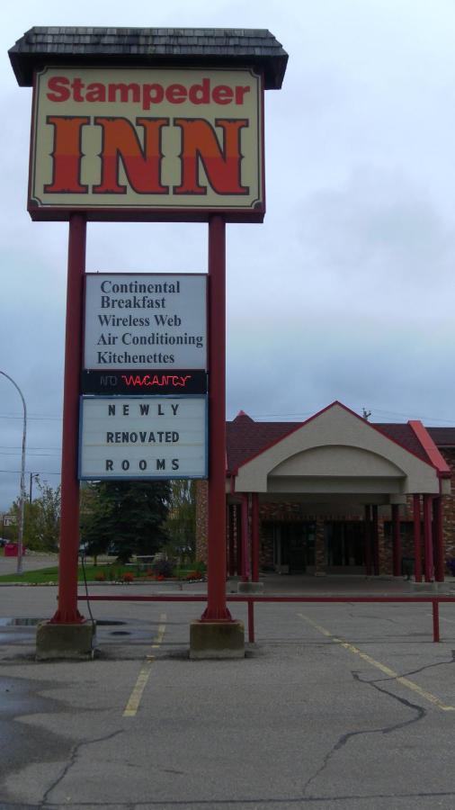 Stampeder Inn Ponoka Esterno foto